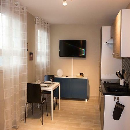 Apartamento estudio de 20 m² en Fontainebleau, con 1 baño privado. Exterior foto